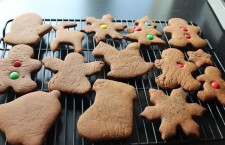 gingerbread cooling