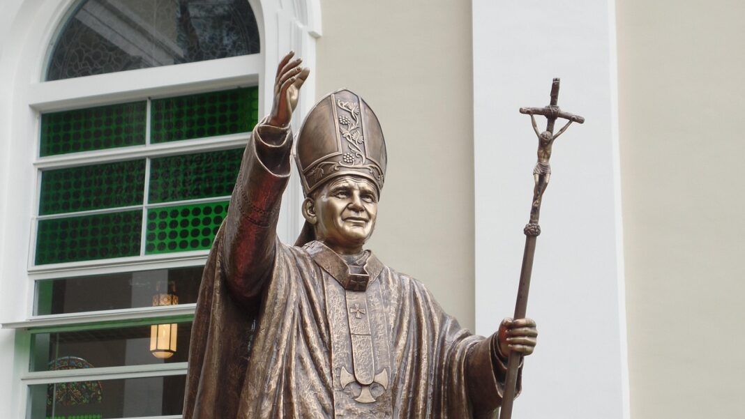 Pope Statue