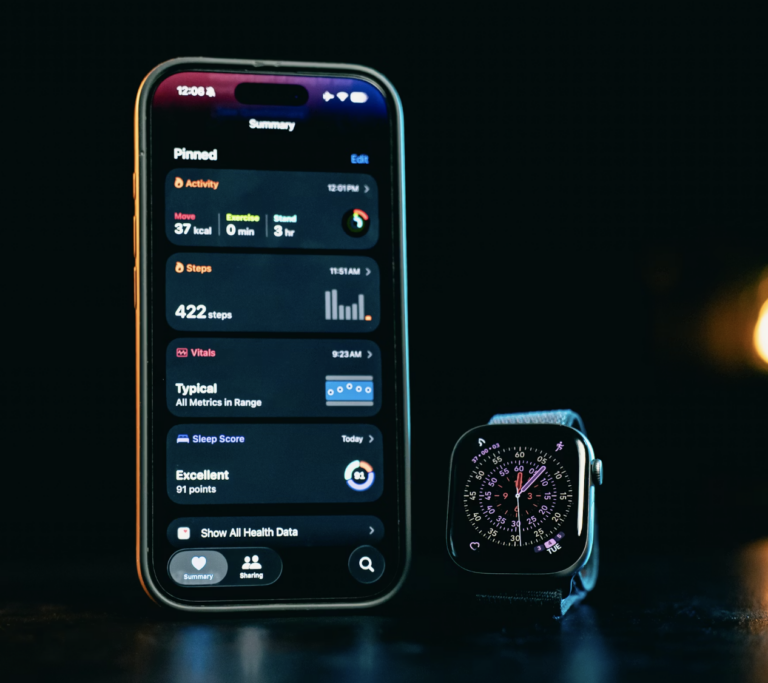 Your Phone Knows You’re Tired: How Sleep-Tracking Tech Actually Works