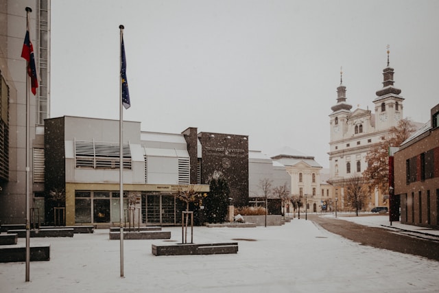 How to Actually Take Advantage of Winter Break as a High School Student