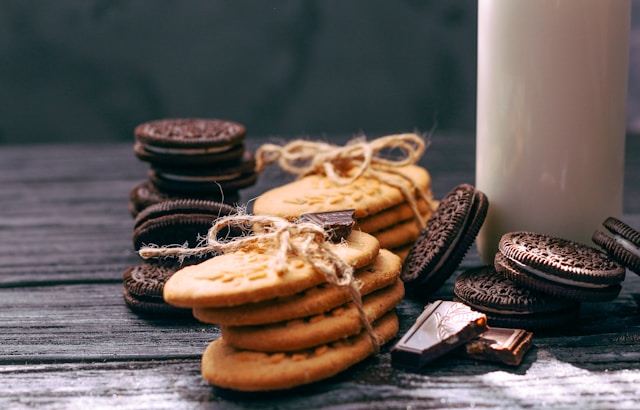 A stack of cookies photo - Free Chocolate Image on Unsplash