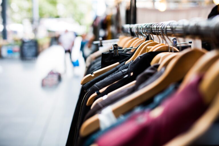 The Ultimate Guide to Thrifting